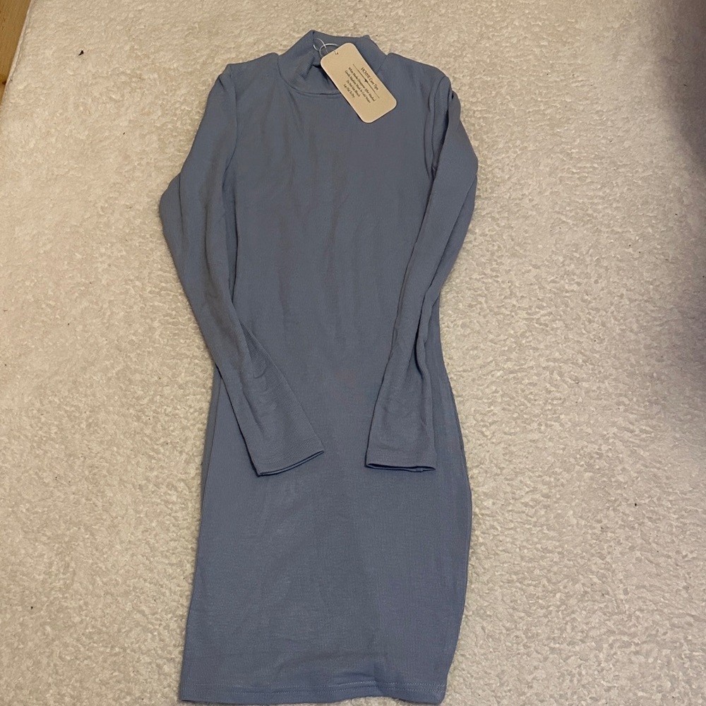 Elegant Blue Long Sleeve Dress